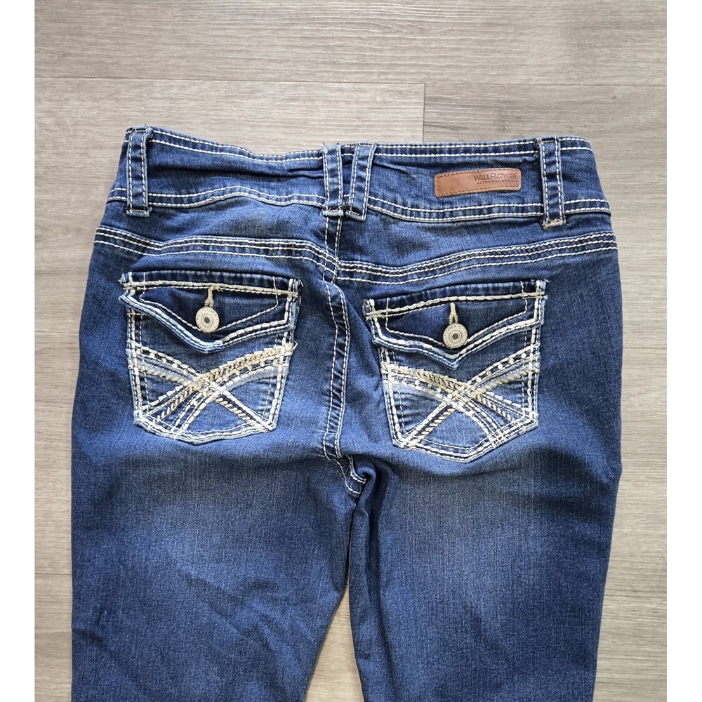 WallFlower Luscious Curvy Fit Bootcut Jeans Dark Wash Blue Thick Stitch Size 5 - Picture 4 of 14